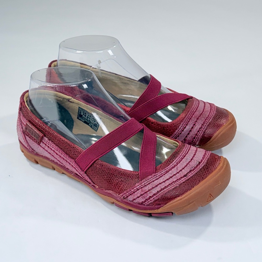 Keen Rivington CNX Flats Womens 6 Beet Red Leather Criss Cross Mary Jane Casual